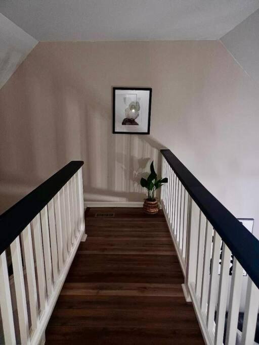 Plush Two Bedroom Retreat. A Home Away From Home! Riverdale Exteriör bild